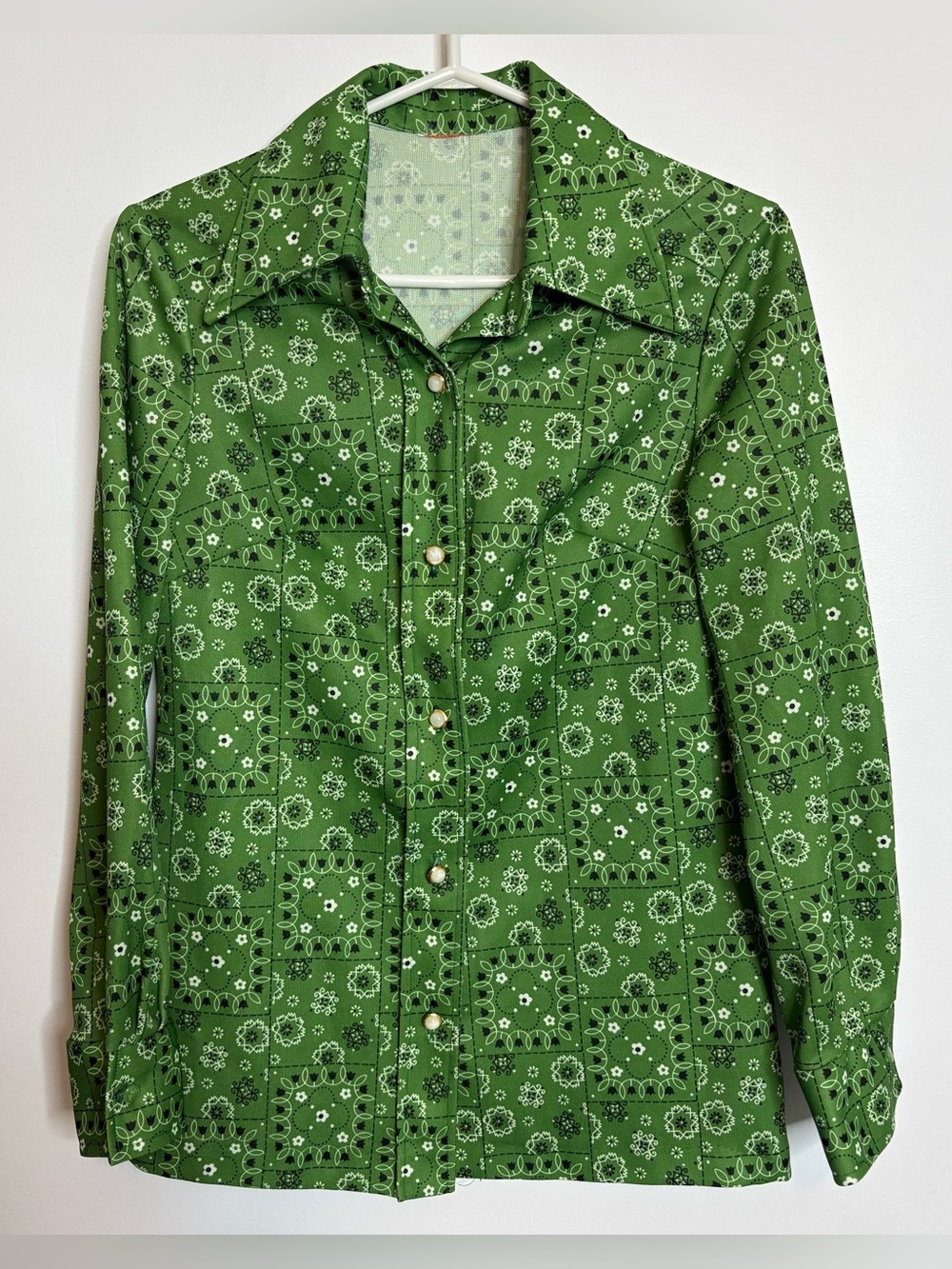Vintage 70’s Green Printed Button-Up Blouse Size M Retro Women
